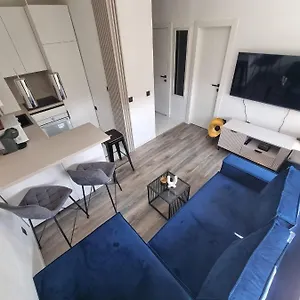 Apartman Lux New Marikela, Split